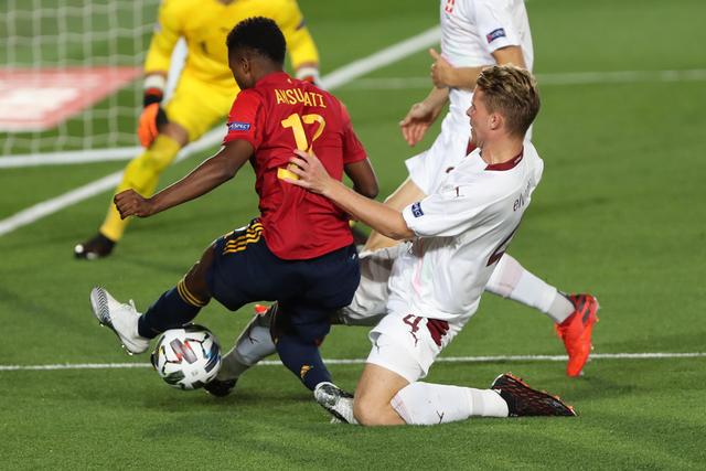 齐聚世界杯！马杜埃凯、罗杰斯、贝林、穆西亚拉曾效力英格兰U15